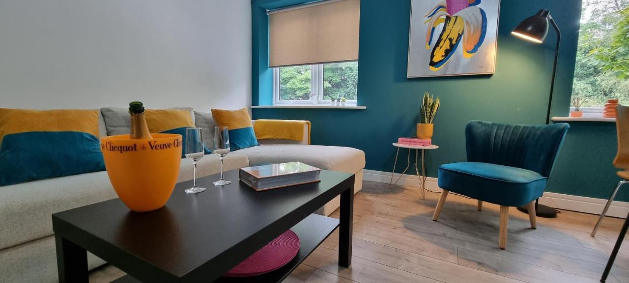 Fab 2Bedroom Apartment- Free Parking, 5Mins From City Centre, Portland Rd Ne2 1Dj 뉴캐슬어폰타인 외부 사진