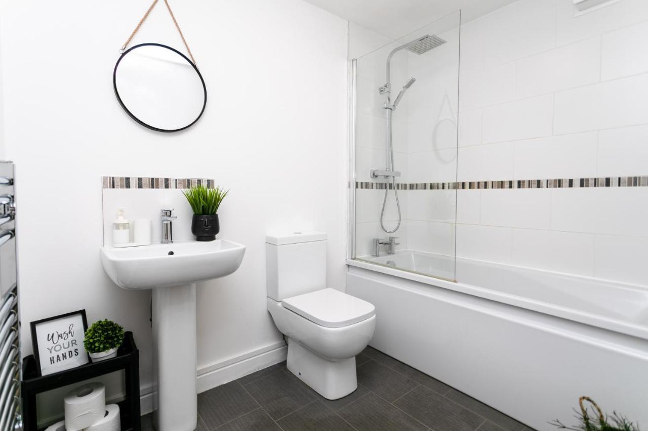 Fab 2Bedroom Apartment- Free Parking, 5Mins From City Centre, Portland Rd Ne2 1Dj 뉴캐슬어폰타인 외부 사진